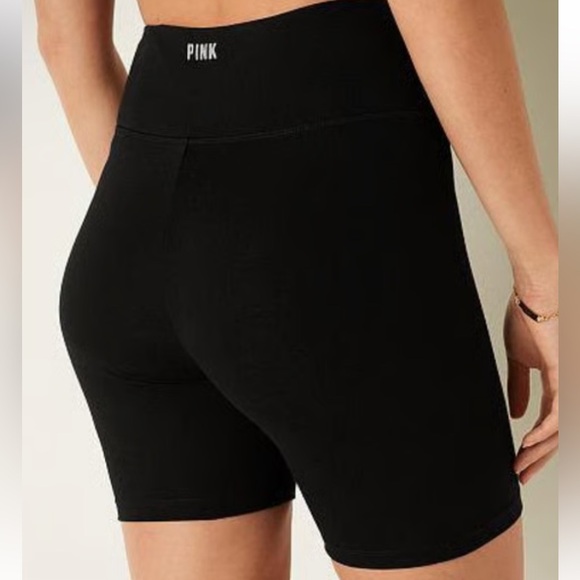 PINK Victoria’s Secret twist V-Cut biker Shorts EUC - Picture 2 of 5